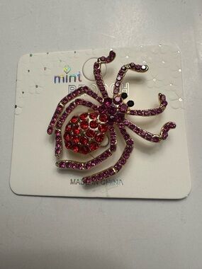 New MINT Spider brooch- red/pink/gold tone metal